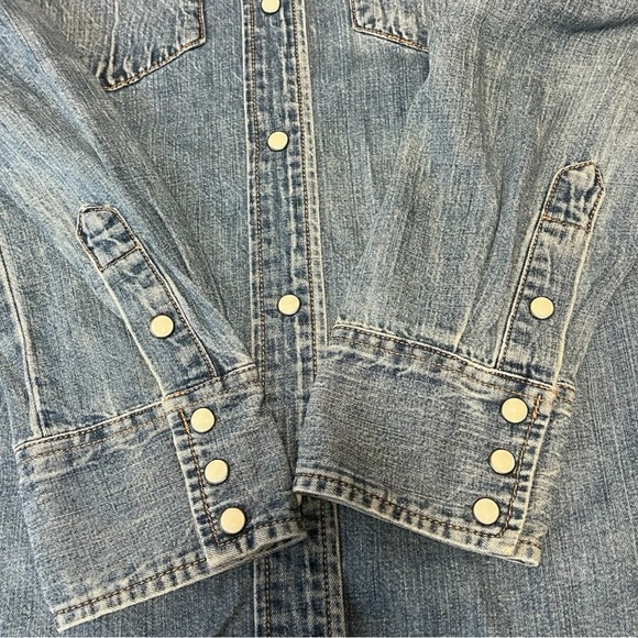 J.Crew Denim Long Sleeves Western Shirt size 4 - Picture 7 of 10